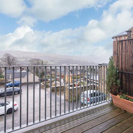 Апартаменти Immaculate 3 Bed House - Stunning Balcony Views Матлок Екстер'єр фото